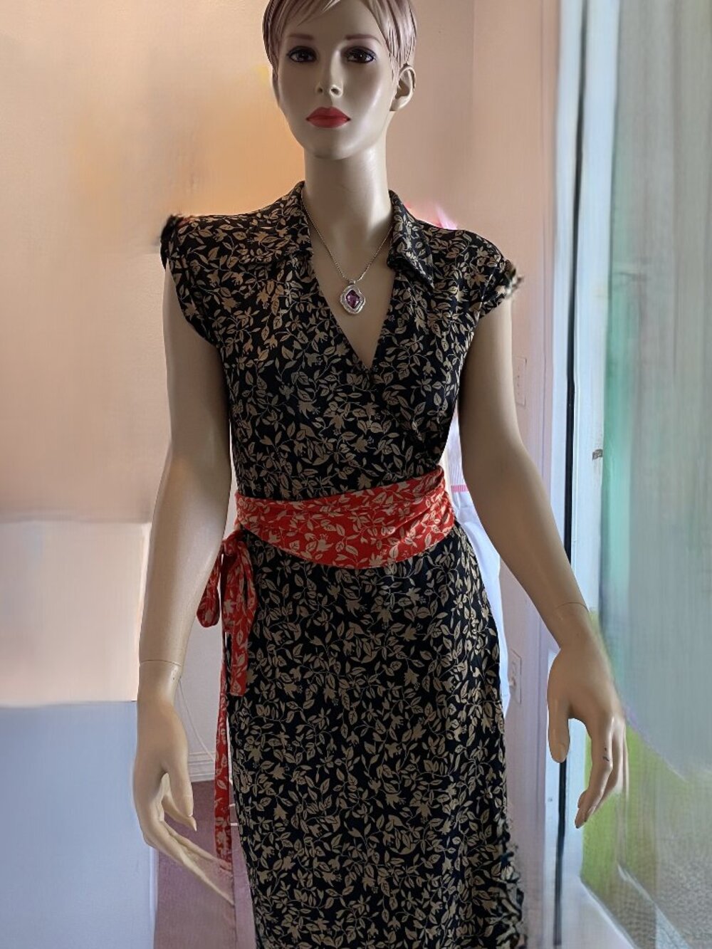 Vintage Diane von Furstenberg silk jersey wrap dress, black, cream, red, Size 6